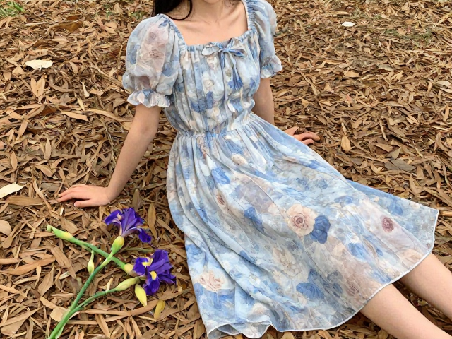 法式风格的核心美学与夏日常见廓形