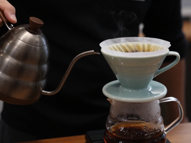 手冲壶怎么选？探寻产区地域风味，精准还原每一杯咖啡特色