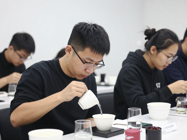 杯测评审:感官数据的客观呈现