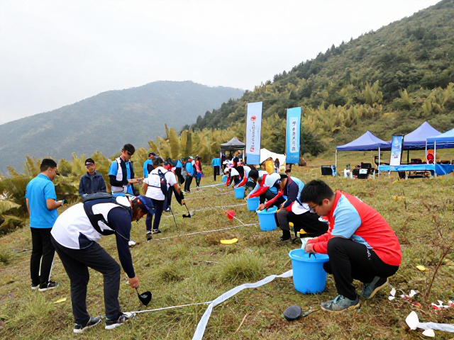 户外登山赛事纪实,志愿者服务与装备实测挑战全解析