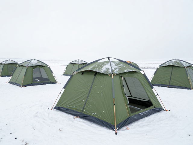 雪地帐篷搭建与撤营全流程,规范搭建、擦干外帐水分及科学收纳指南