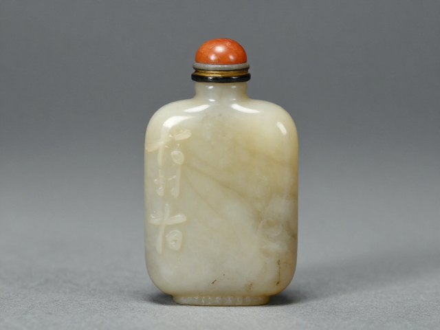 扁方直角外画鼻烟壶的器型美学