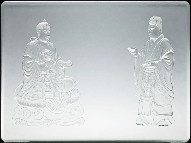 阳雕玻璃的视觉特征与工艺识别