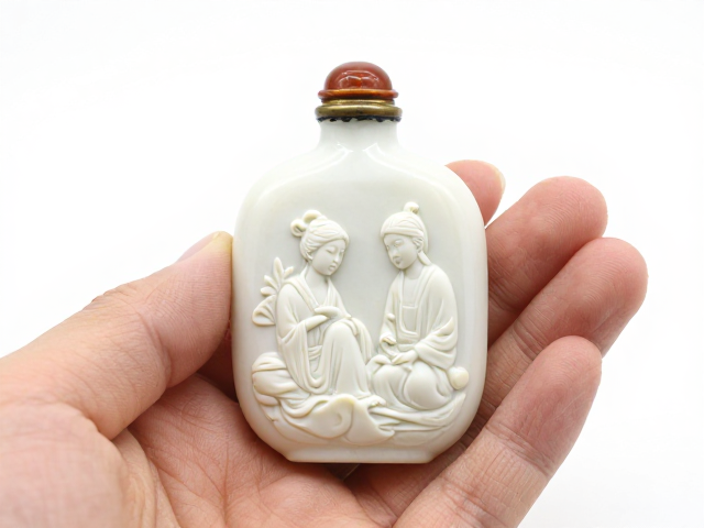 浅浮雕工艺:立体与平面的视觉博弈