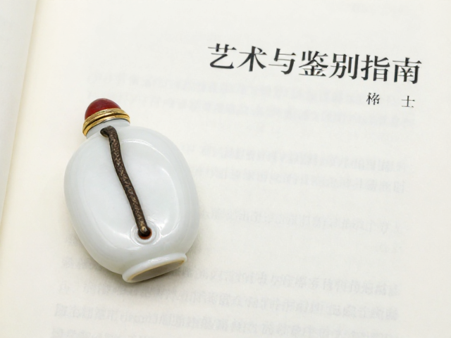 功能性与审美搭配的逻辑