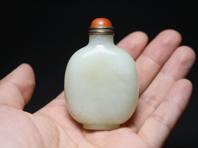 掌中乾坤:微缩艺术里的岁月痕迹