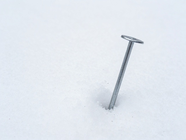 雪地地钉的使用后清洁与结构检查