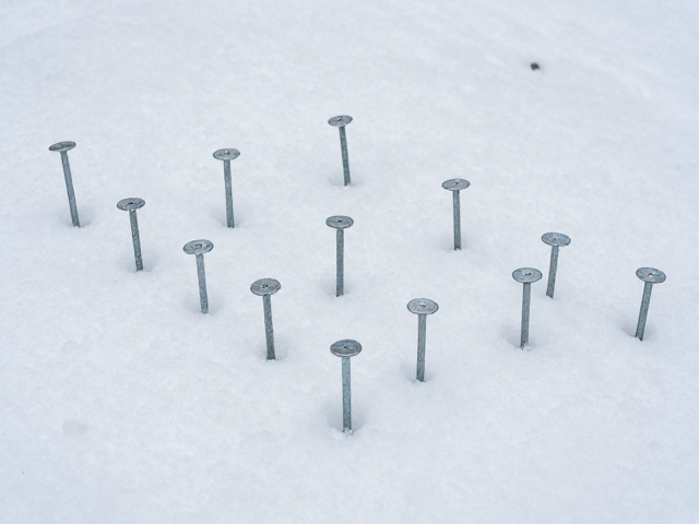 雪地地钉的存储环境与防腐蚀处理