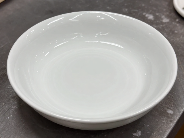 高温烧制对透明釉光泽的决定性作用