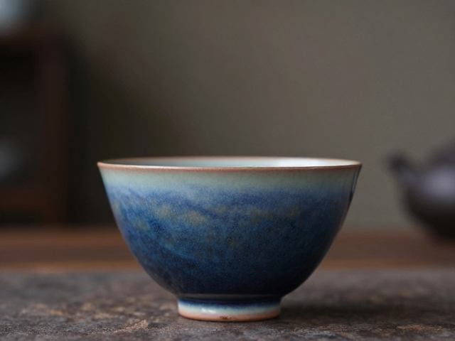 以器载道:禅茶空间中器物与心境的共鸣