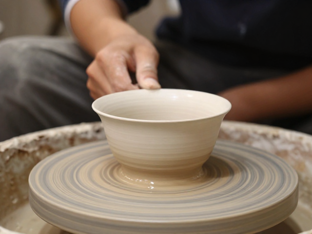 泥料选择与烧制工艺对品质的影响