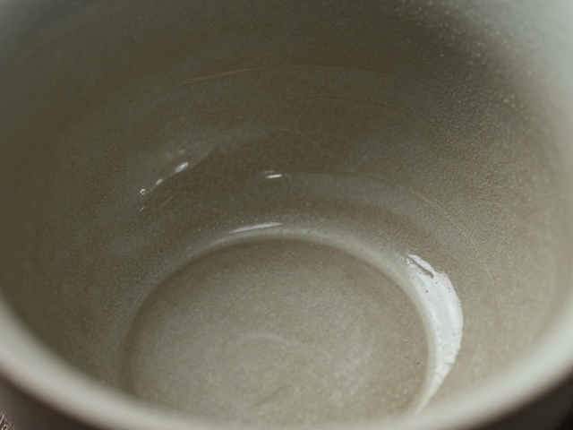 草木灰釉茶具泥土质感，长期不用需防潮收纳指南