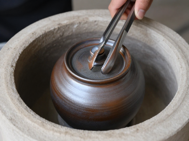 柴烧热力学基础与窑内气氛控制