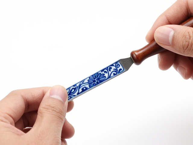 刻刀的选择与基础握持姿势