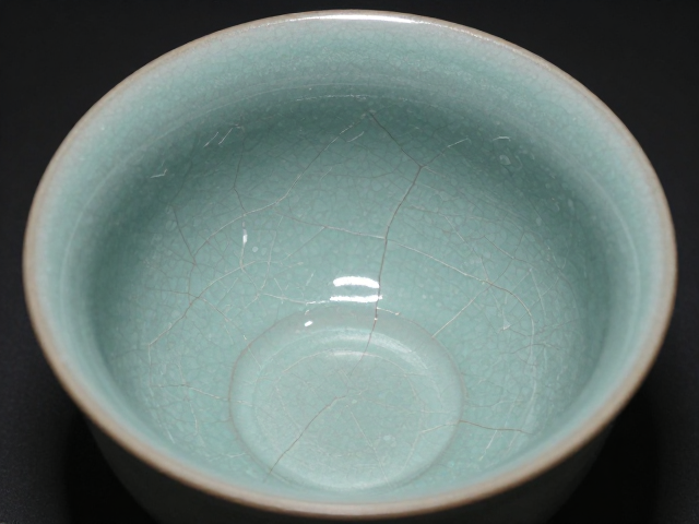 胎釉结合与开片机理