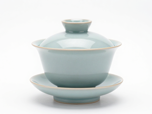 盖碗釉面温润聚香性好，选对茶具泡茶更香醇