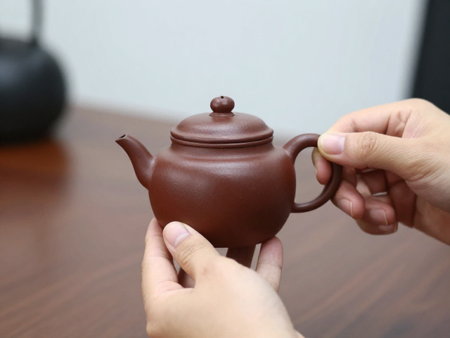 办公室环境下的泡茶实操与器物养护