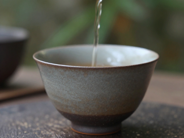 日常养护与茶汤滋养的自然过程