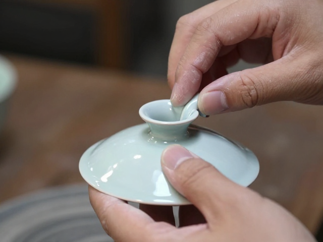 盖口配合修整：精密衔接与视觉统一