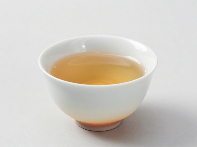 还原焰烧成瓷杯适合花茶？揭秘裱褙工艺与茶汤口感的秘密
