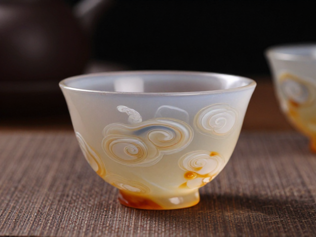 视觉美学:高颜值茶席的色彩与光影构建