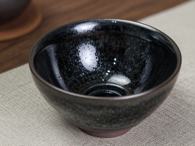 鹧鸪斑釉色的微观美学与视觉张力