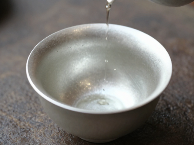 日常养护中的物理保护与清洁规范
