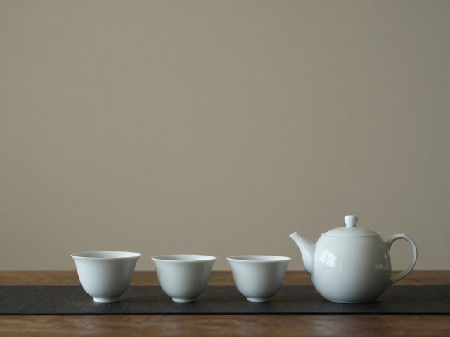 日式茶具送礼指南，以静谧留白，赠一份雅致生活