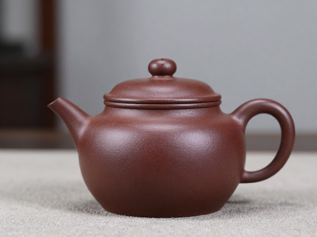紫砂壶泥料怎么选？结合茶文化与容量，挑对茶壶品茗更香