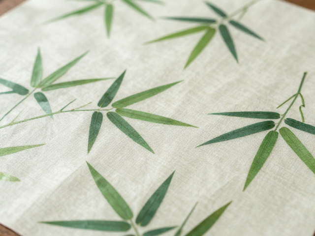 茶席布竹叶纹的材质特性与清洗前准备