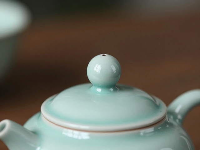 色彩搭配与整体茶席的氛围营造