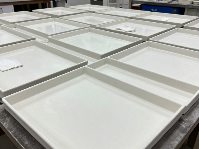 广东揭阳日用茶具集群,茶盘加工基地釉面处理工艺全解析