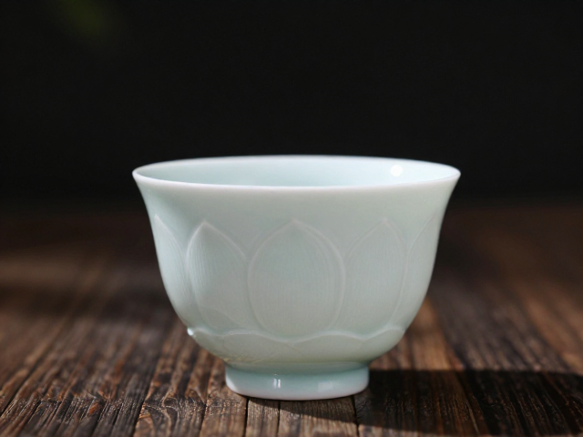 普洱茶香气特征与闻香杯的从属关系