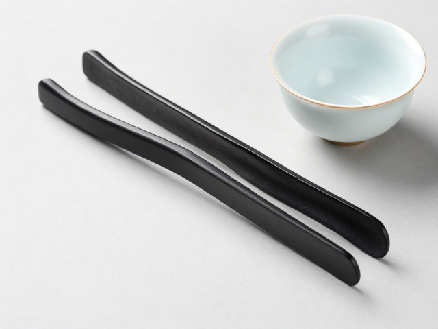 茶夹,陶瓷品茗杯怎么选?高颜值茶席器具搭配指南