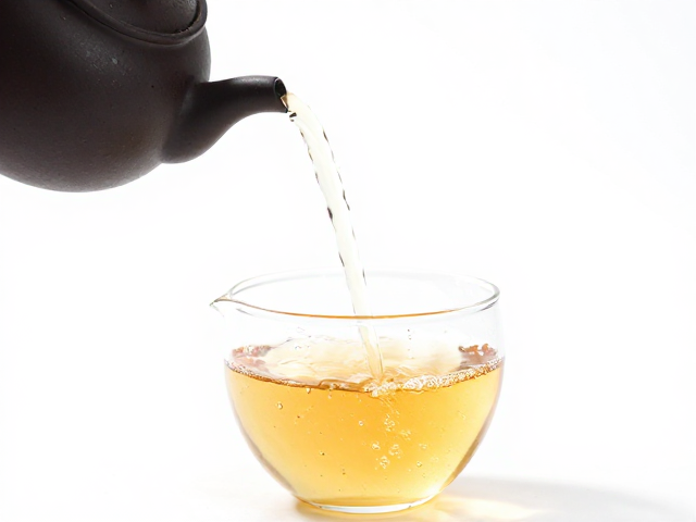 不同茶类的注水策略与感官呈现