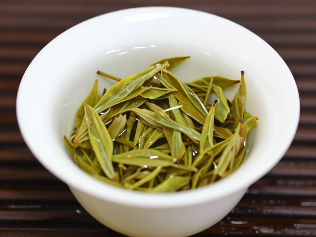 冲泡出口感轻盈的高山茶技巧