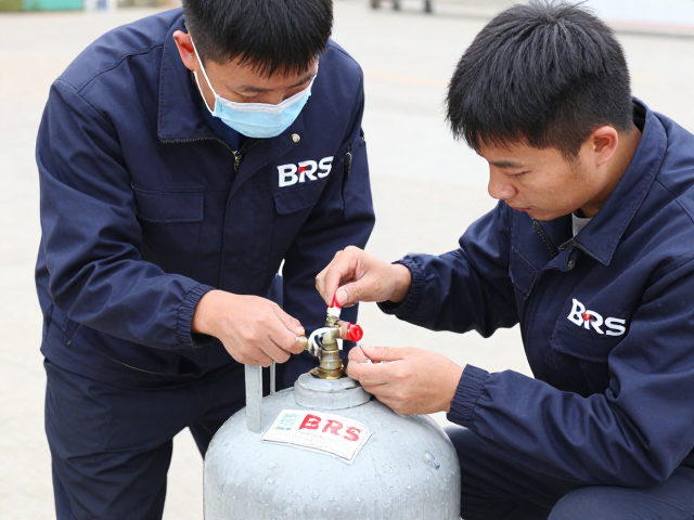 BRS兄弟捷登气罐使用前阀门漏气排查与处理