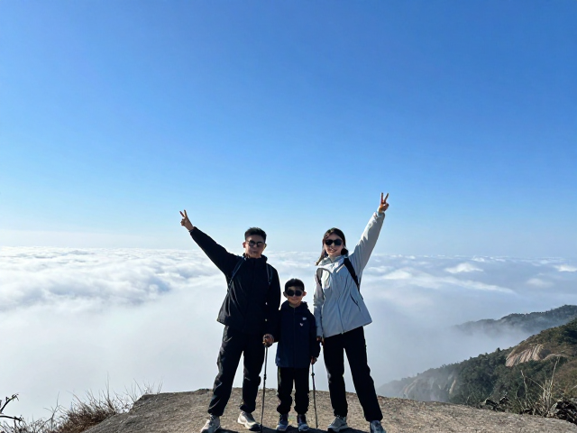 太子尖亲子轻徒步，云海短线不废腿，周末吸氧好去处