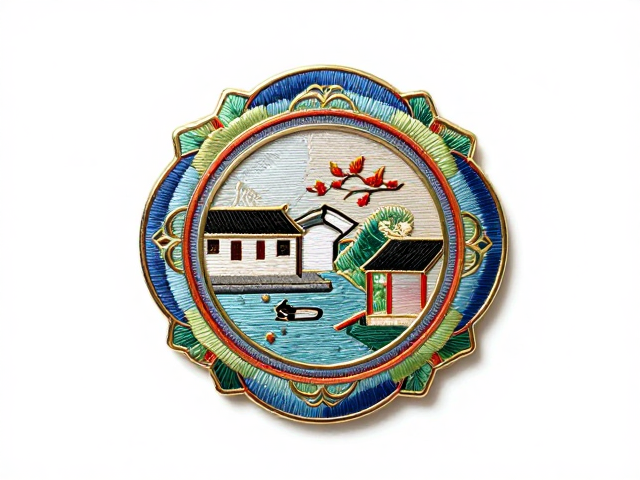 苏州苏绣旋转徽章，色彩层次丰富，匠心工艺打造独特时尚单品