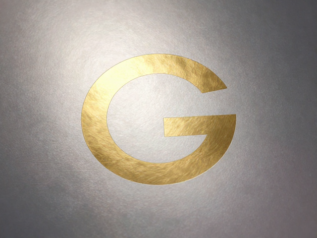 Logo烫金的金属美学与工艺精度