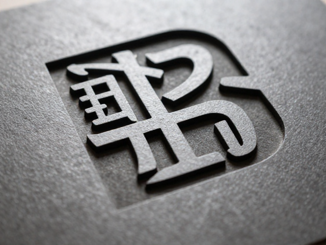 材质适配与视觉呈现的排他性特征