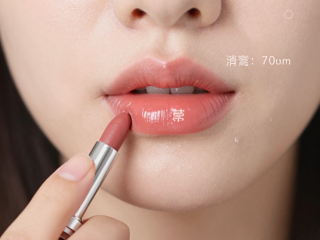 标准涂抹手法与用量控制技巧