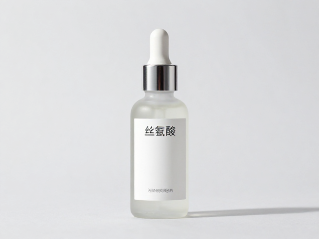 油皮护肤误区:厚重精华的使用风险