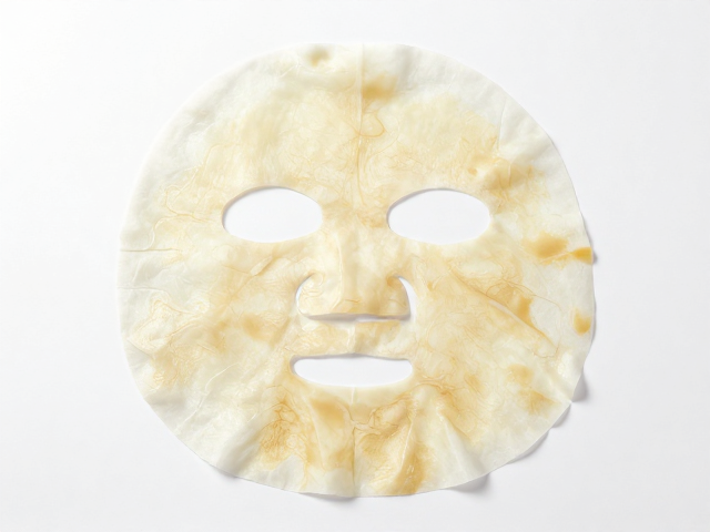 面膜布发黄干燥?避开高温环境,延长保质期不失效