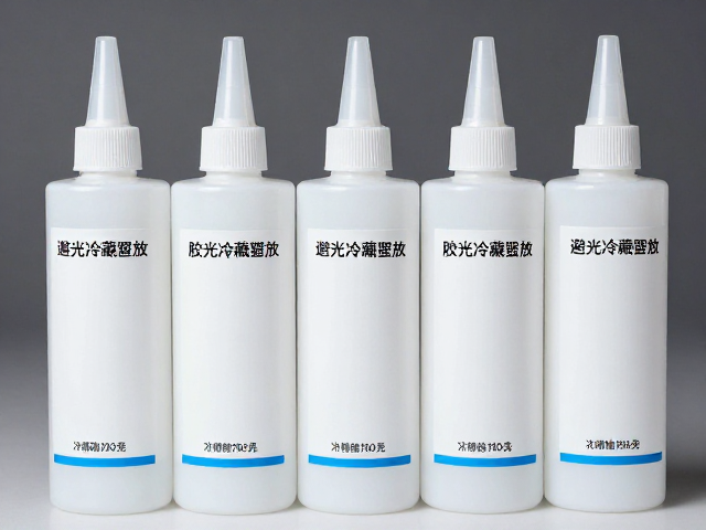 胶水避光冷藏竖放？揭秘防潮防尘的正确储存姿势