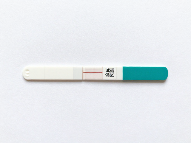 试纸试香误区,柑橘调挥发快,如何精准捕捉清新前调?
