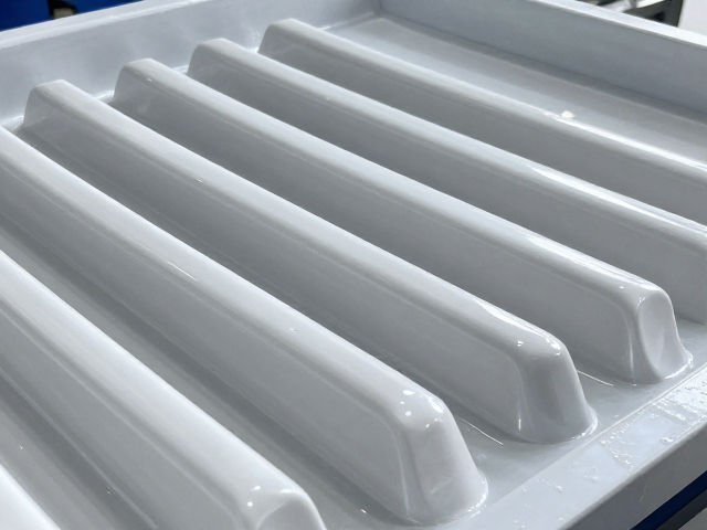 连贯壳体防刮涂层成型模具,工艺优化与SEO流量提升指南