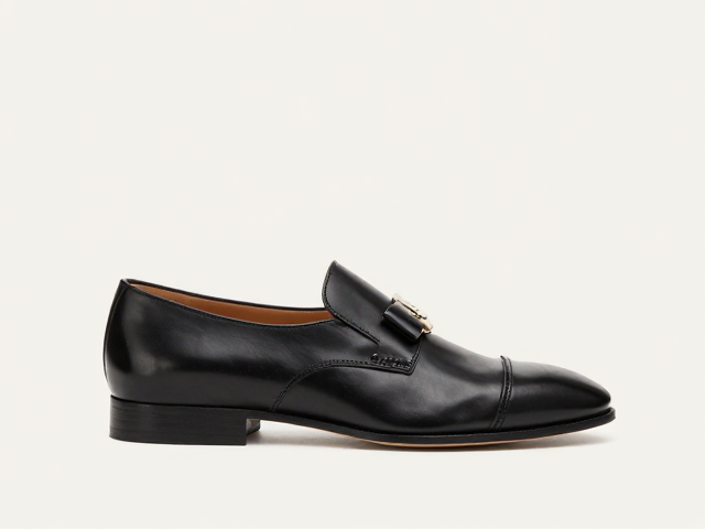 Salvatore Ferragamo，从装饰华丽到线条简洁的足履美学积淀