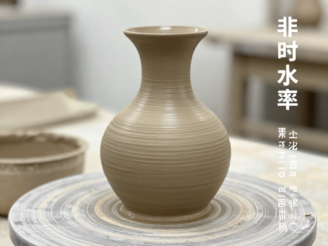 非遗仿古器塑形技法，泥料含水率控制与定期清洁积尘指南