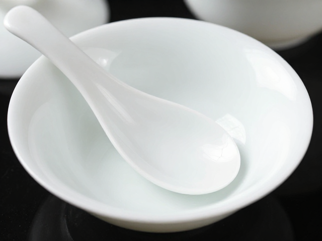 茶匙架选购指南，如何辨别优质胎体与无明显开裂细节